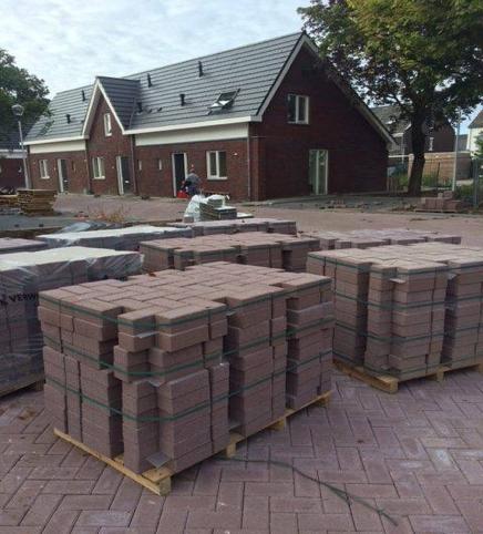 Ontwikkelingen, invoering Woningwet 2015 Nieuwbouw Tiwos in Berkel-Enschot. Nieuwbouwplannen met een zeer lange levensduur en een energie neurale bouwwijze, zijn natuurlijk belangrijk.