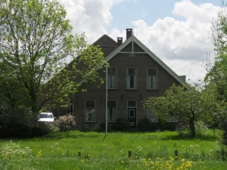 Zij werd de laatste jaren bewoond door een van de volgende generaties van der Burg, die er een paardenpension hadden gevestigd.