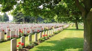 DAGPROGRAMMA S CWGC Passchendaele New British Cemetery CWGC Brandhoek New Military Cemetery Van front naar hospitaal Je bent gewond op