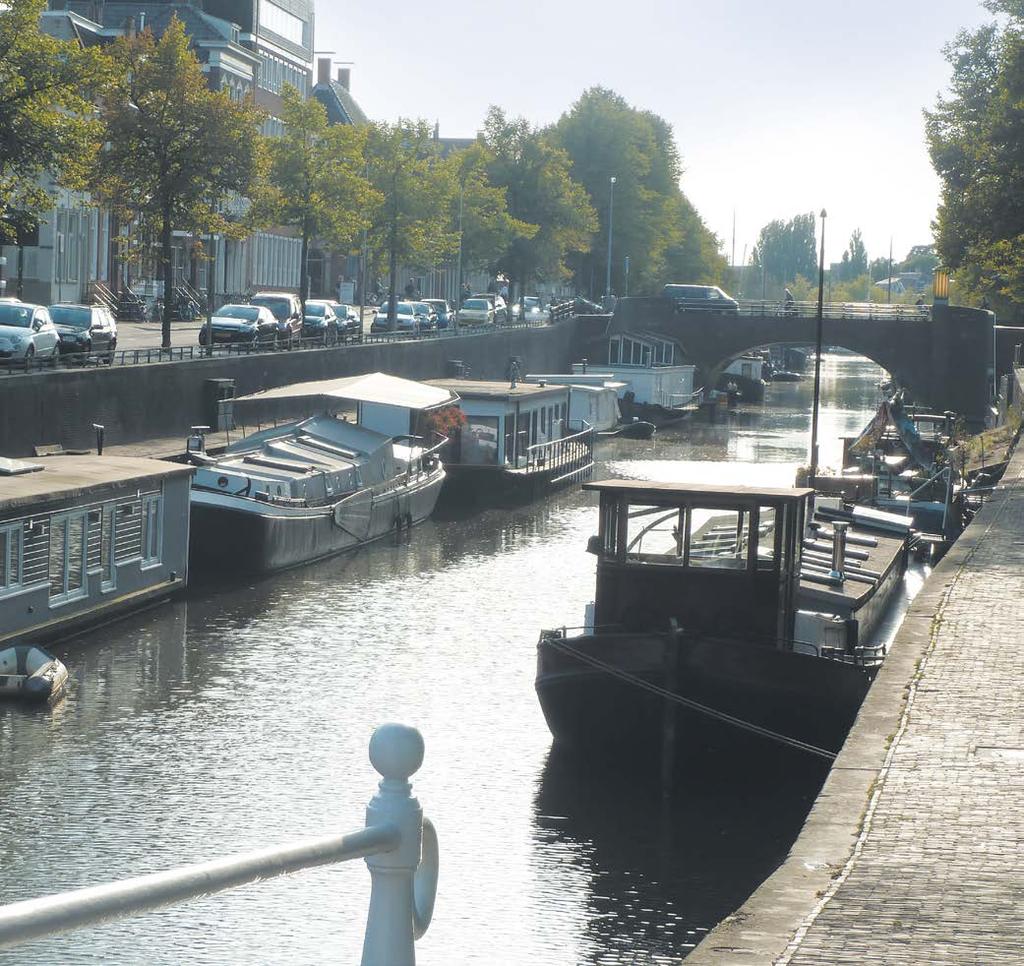 De omgeving Groningen is met ruim 200.000 inwoners de grootste stad van Noord-Nederland.
