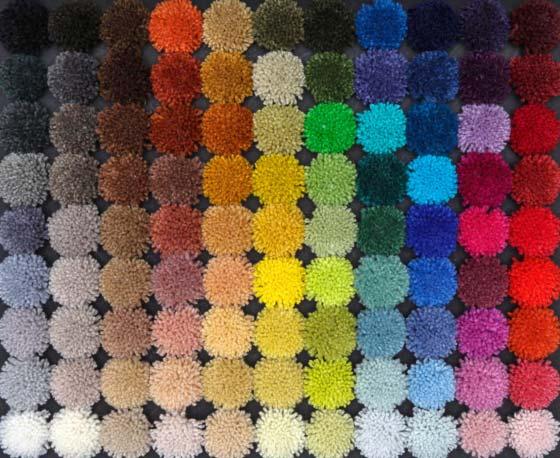 Kleuren en materialen Mix and match Wij werken met 99 kleuren New Zealand wol, 36 kleuren TENCEL en 10