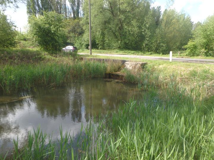 5: Tweede buis Antwerpsebaan Huidige onderdoorgang is deel Antitankgracht en laat water traag door.