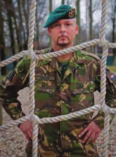 Kapitein Sander 1x Viper-4 (apr-aug 2007), ploegcommandant Onderscheiden met Bronzen Kruis voor moedig en beleidvol optreden tijdens de Slag om Chora, medio juni 2007.