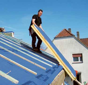 Al meer dan 30 jaar maakt UNILIN, division insulation dakelementen met polyurethaanisolatie voor het hellende dak.