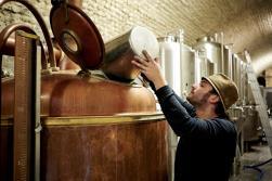 Brouwerij de Kazematten met Franstalige gids (org Franse taalgroep van de Kersecorf) Doen de bieren Wipers Times en Grotten Santé bij jou een belletje rinkelen?