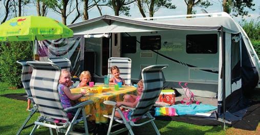Camping Kamperen aan zee Lekker kamperen? Kies voor luxe kamperen op een comfortplaats met of zonder privésanitair. Heerlijk met je eigen caravan op vakantie op camping.