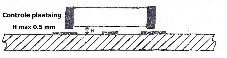 Controle plaatsing SMD componenten 1. Bestückingsfouten 2. Beschadigingen 3. Component niet aan liggen 4. Verschoven component (in de lengte richting) 5.