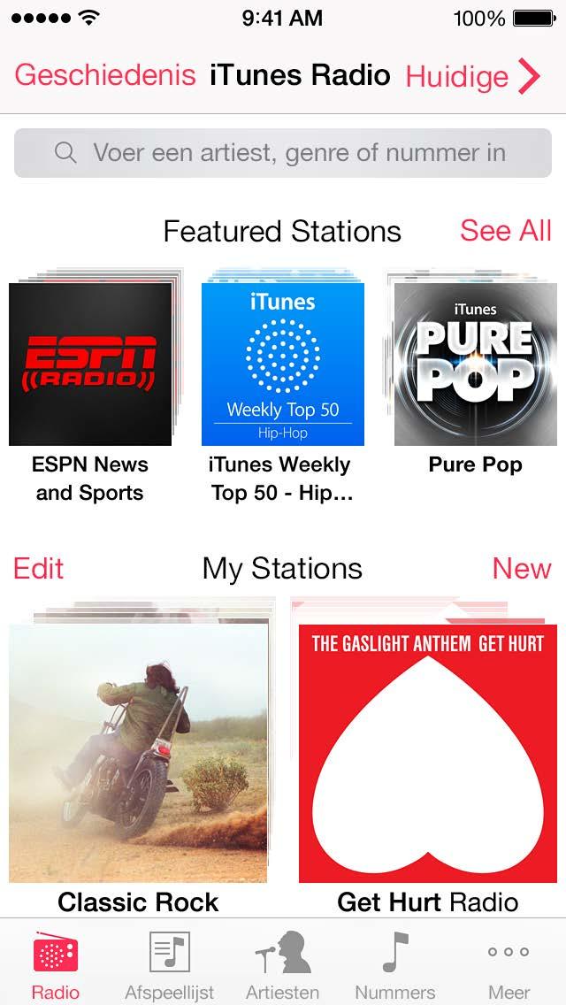 Opmerking: itunes Radio is mogelijk niet overal beschikbaar. Meer informatie over itunes Radio kunt u vinden op support.apple.com/kb/ht5848?viewlocale=nl_nl. Tik hierop om een zender aan te zetten.