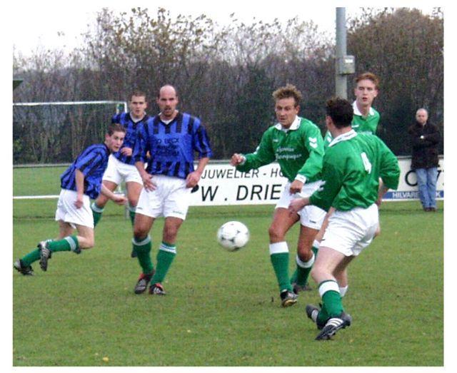 19. Welke Kempische voetbalvereniging heeft als ondertitel Bourgondisch hoogstaand voetbal? 20.