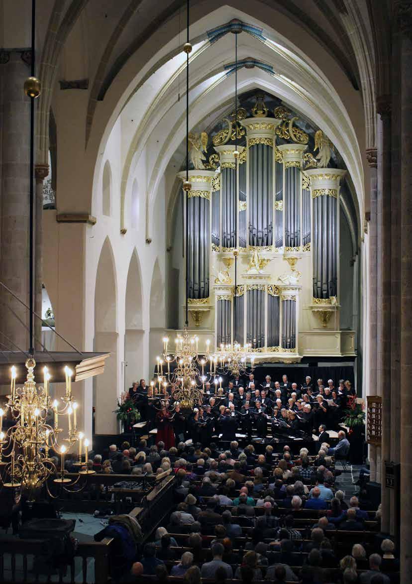2 1 Ruimtes In de Sint-Joriskerk zijn er verschillende ruimtes die gezamenlijk of afzonderlijk gehuurd kunnen worden. De kerk zelf is ideaal voor concerten.