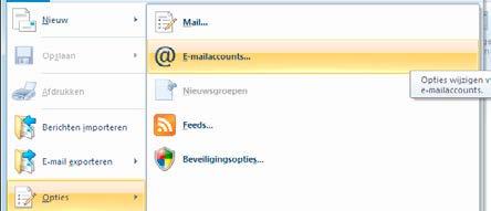 E-mailprogramma: Windows (live) Mail Aan de slag! 1. Open Windows Live mail, klik op opties en vervolgens op e-mailaccounts. 3.