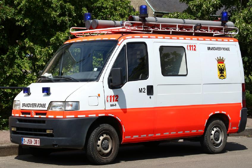 Openbare verkoop van een brandweervoertuig Logistiek voertuig Citroën Jumper Publicatie De Hulpverleningszone Vlaamse Ardennen, Bedrijvenpark Coupure 21 in 9700 Oudenaarde gaat over tot een openbare