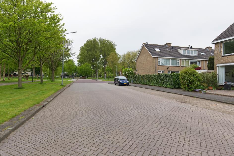 Onderhoud De woning is zowel aan de binnen- als buitenzijde goed onderhouden.