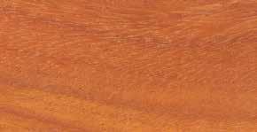 Ondanks dat azobé kruisdradig en zeer hard is, laat het hout zich goed bewerken met de geschikte gereedschappen. Bij spijkeren en schroeven moet het hout voorgeboord worden. Het kernhout is roodbruin.