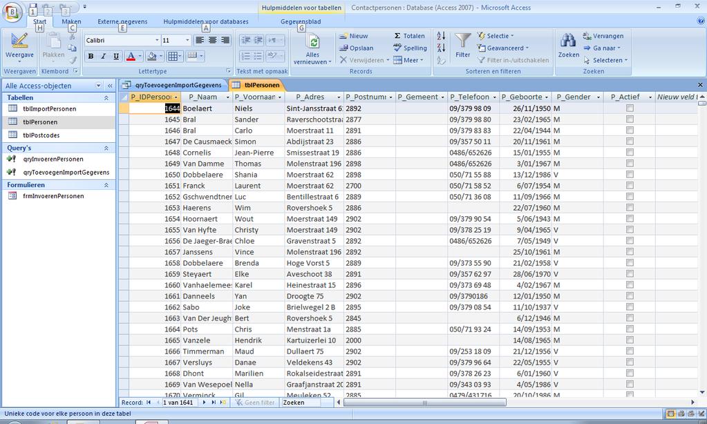 Gegevens uit meerdere tabellen weergeven Inleiding Open de tabel tblpersonen door tweemaal te klikken op de tabel. Dan zie je alle geïmporteerde records.