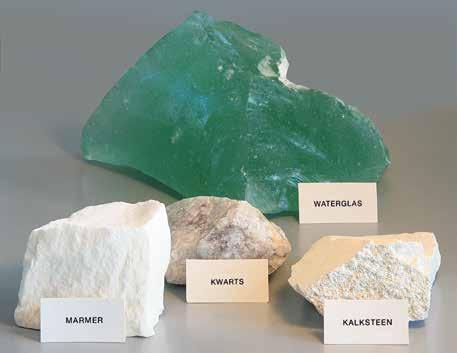 De kracht van minerale verven Bij Caparol hebben we de kennis van en de zorg voor monumenten samengebracht in een omvangrijk assortiment silicaat- en kalkproducten.