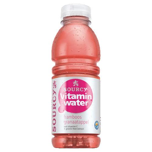 Sourcy Vitaminwater is heerlijk dorstlessend en de ideale drank voor een kleurrijk verfrismoment.