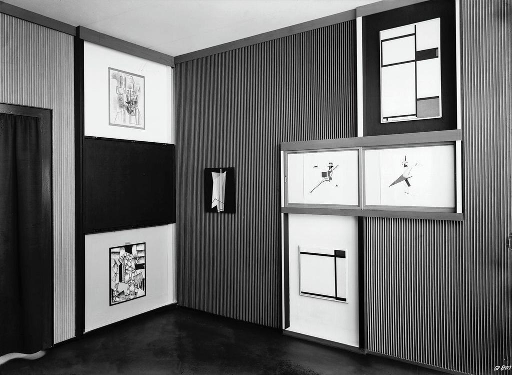 Originele foto van het Kabinett der Abstrakten in het Provinzialmuseum in Hannover omstreeks 1930.