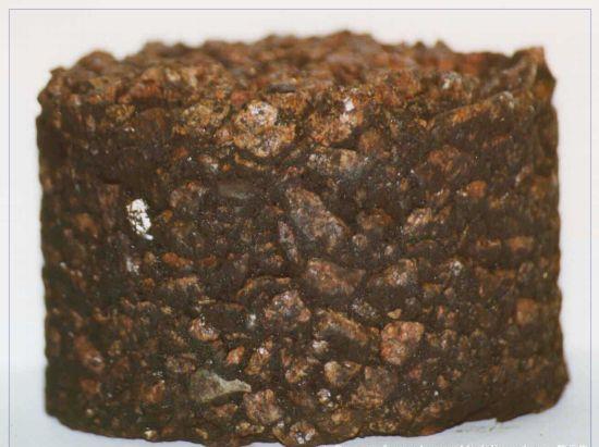 asfaltproefstukken onder te dompelen in een bepaalde vloeistof (bijvoorbeeld kerosine).