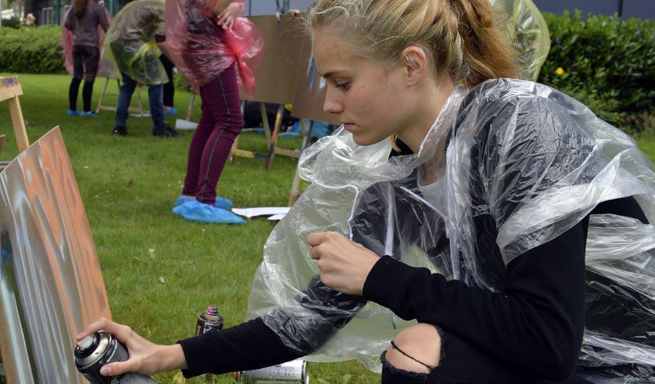 Tweede Leerjaar Bevorderingsnormen leerjaar 2 vakcollege zijn: Ne, En, wi, m&n1, m&n2, en techniek & vakmanschap (vakcollege techniek) of mens & dienstverlenen (vakcollege zorg & welzijn) of economie