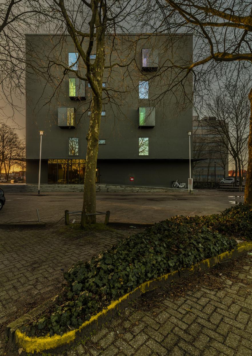 Opdrachtgever: de Alliantie Type: kantoor, transformatie Locatie: Jan van der Heijdenstraat 36, Hilversum, NL Plot: 1.439 m2 BVO: 7.