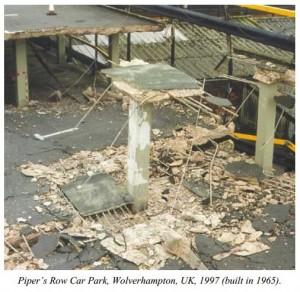 Figuur 3: Ponsbreuk praktijk In Cocoa Beach, Florida, werd in 1981 het appartementencomplex Harbour Clay Condominiom gebouwd waarbij ze het ontwerp niet hebben doorgerekend op pons.