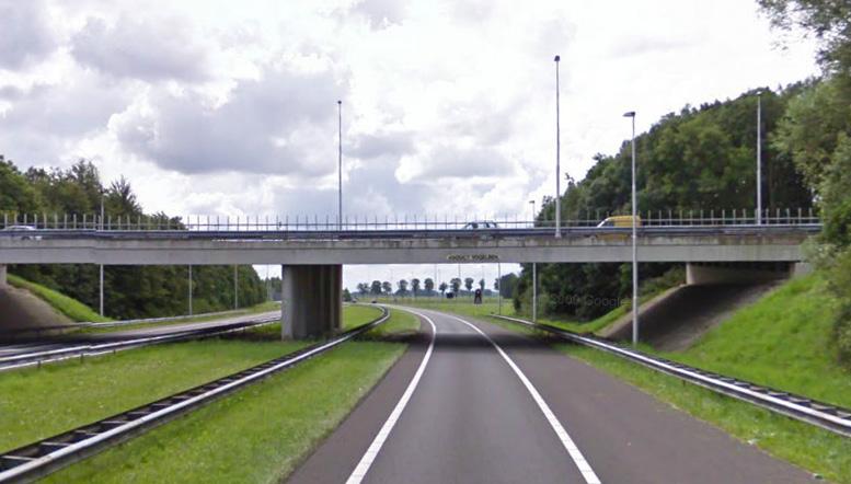 nl) Viaduct