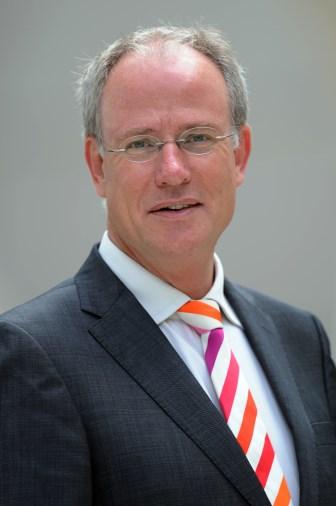 + Governance Functie bij DSM is President DSM Nederland B.V. G.J.