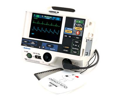 Elektrocardioversie Binnenkort komt u naar het AMC voor een elektrocardioversie (ECV). Dit is een behandeling waarbij we het ritme van het hart proberen te herstellen met een elektrische schok.