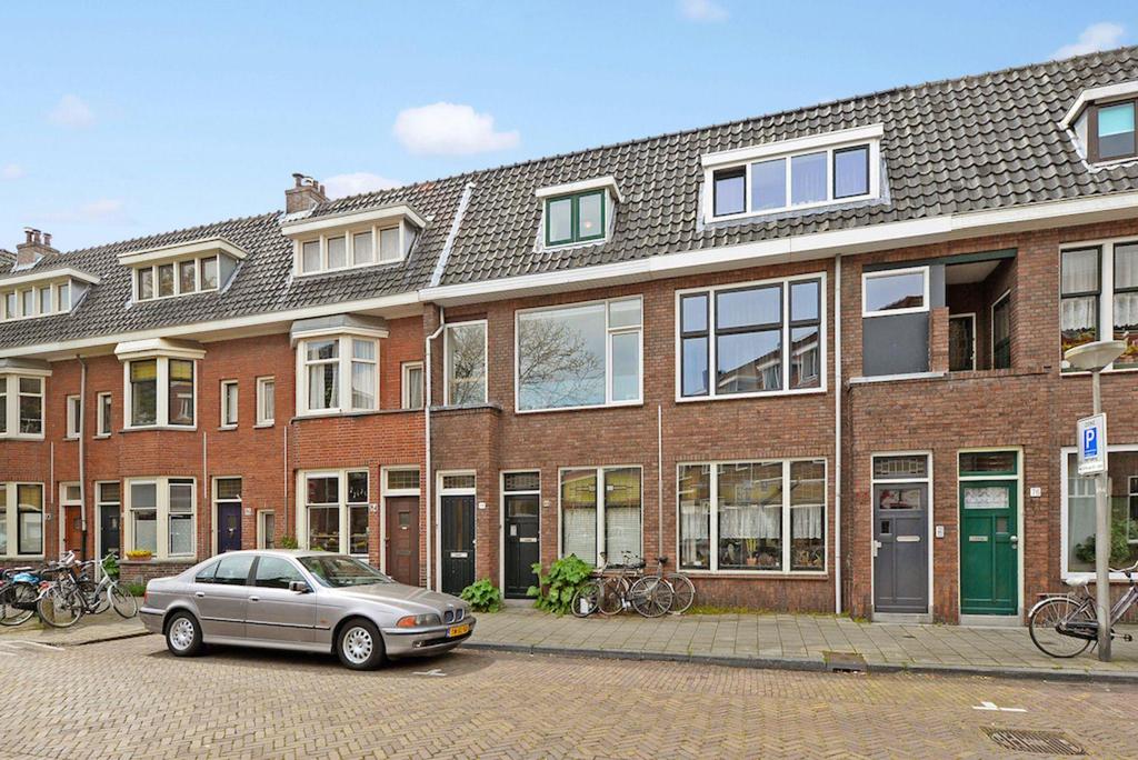 Van Daal Makelaardij BV Voldersgracht 33 2611 EV Delft Tel: