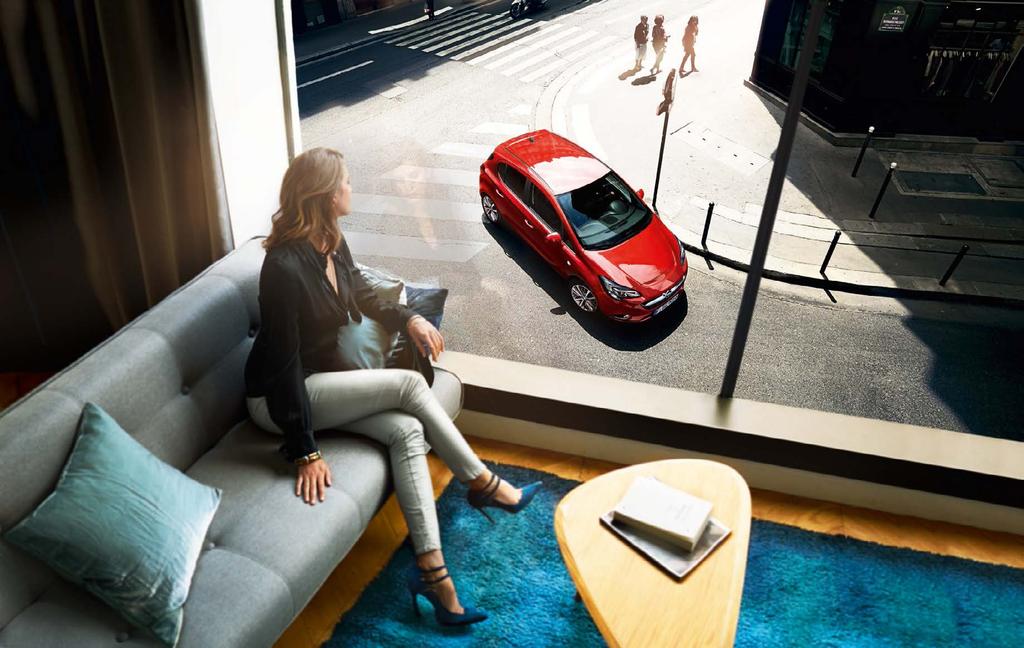 een snelle Wi-Fi Hotspot voor 7 apparaten Perfect verbonden, dankzij veelzijdige IntelliLink multimedia systemen met Apple CarPlay Baanbrekende veiligheid, dankzij onder meer de Opel Eye assistentie