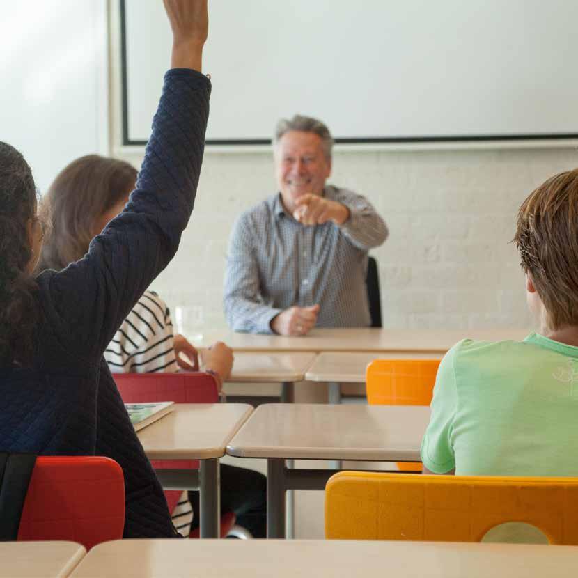 Alberdingk Thijm College Verder kijken dan je eigen grenzen en je blikveld verruimen. Ambitieuze leerlingen kiezen op het Alberdingk Thijm College voor het gymnasium.