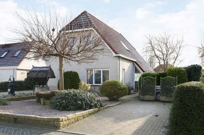 Objectinformatie Te Koop: Ruime vrijstaande woning met slaapkamer en badkamer op de begane grond op een mooie locatie in woonwijk "De Landerijen" te Lelystad.