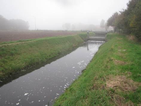 Hierdoor is het natuurlijke afvoerregime ook danig aangetast. De waterlopen worden in de huidige toestand gevoed door kanaalwater vanuit het Deurnes Kanaal.