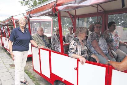 Tegen de tijd dat deze krant verschijnt zijn de bouwwerken niet alleen bewoonbaar, maar ook voorzien van kleur en versiering.