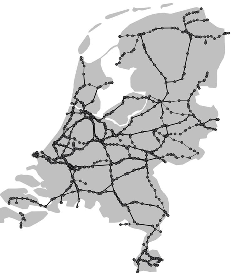 Capaciteitsanalyse en -vergrotingsplan baanvak Den Bosch Geldermalsen Houten N.a.v. overbelastverklaring 2017/02 van 7 september 2016 Publiek Van Auteur ProRail Johan Doornenbal P1443709 Versie 1.