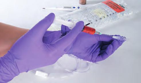 NITRILE * Lengte handschoen 240 mm Lengte handschoen 310 mm Chemotherapiemiddelen Beoordeeld op doorbraak Beoordeeld op doorbraak Methotrexaat (25 mg/ml) Mitomycine (0,5 mg/ml) Mitoxantrone (2 mg/ml)