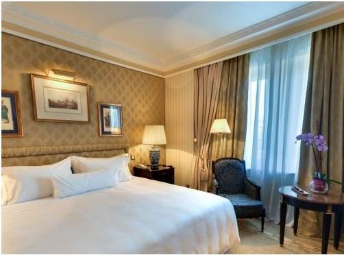 Hotel Westin Palace Madrid ***** Adres: Plaza de las Cortes 7, 28014 Madrid, Spanje Telefoon: + 34 913 60 80 00 http://www.westinpalacemadrid.