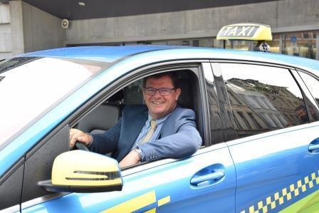 Elektrische taxi s GTL heeft samen met BBL (Bond Beter Leefmilieu) de inspanningen verdergezet om de overschakeling naar elektrische voertuigen te ondersteunen.
