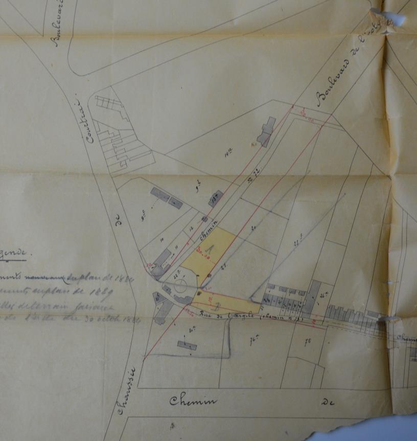 Foto 11: Onuitgevoerd ontwerp voor de Normaalschoolboulevard (rode pen) uit 1884.