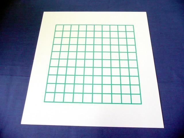 020001232 Millimeterpapier voor meetkunde en wiskunde, speciaal ontworpen voor personen met gezichtsproblemen, 1 blad bevat 10 x 10 ruiten van 20 x 20 mm, kleur