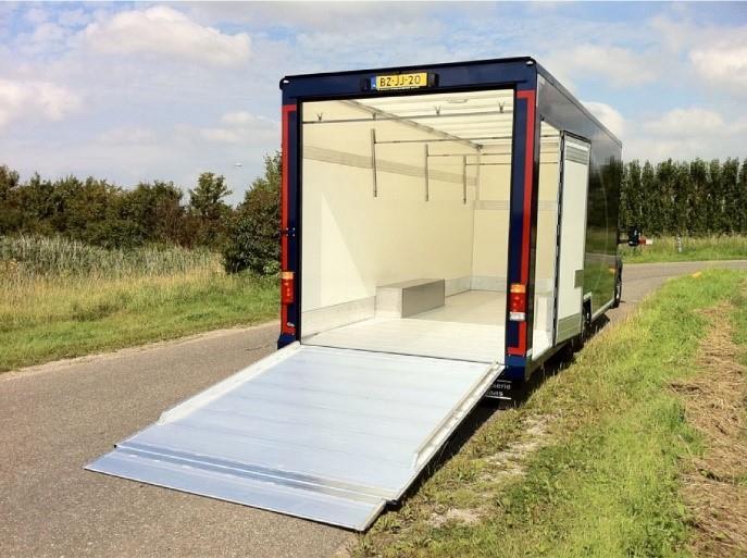 500 kg GVW is het mogelijk om het voertuig te voorzien van een enkele achteras. Hierdoor is het mogelijk om nóg meer laadcapaciteit binnen het C1 rijbewijs te bieden.