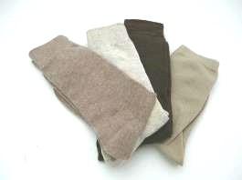 1. Wat heb je nodig? 1 FLUFFY SOK Je hebt 1 fluffy sok nodig. Deze zijn in veel kleuren te verkrijgen, in one size.