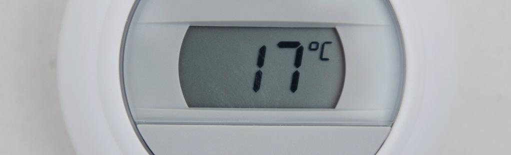 Centrale Verwarming Instellen temperatuur De huidige temperatuur wordt standaard op het display aangegeven. Met één draai aan de knop stelt u snel en eenvoudig de gewenste temperatuur in.