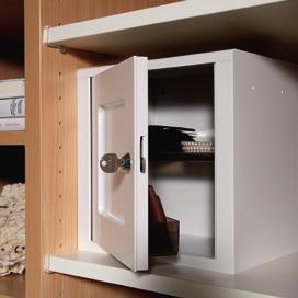 Naast onze bekende en geliefde Stiegelmeyer-kwaliteit biedt het Adrano-meubelsysteem een aantal bijzondere veiligheidskenmerken.