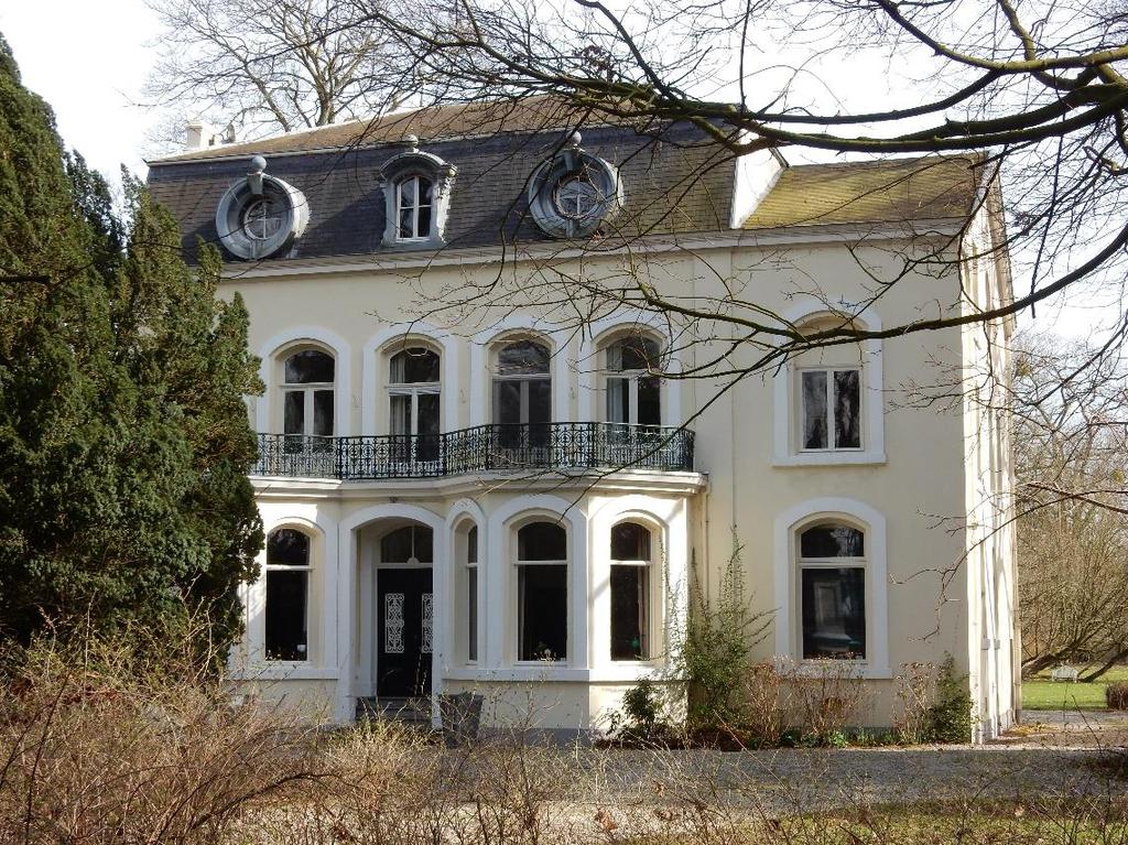 Klein Vaeshartelt is een mooi landhuis dat nog in goede staat is. Het is in 1857 gebouwd in opdracht van de papierfabrikant Schrammen naar een ontwerp van de architect Wilhelm Wickop.