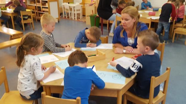 we gingen op schoolreisje! Wat hadden we er veel zin in! We hebben ons heel goed vermaakt deze dag.