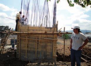 PROTOS in het Zuiden Project belicht: Manabí, nieuwe wateractoren Een referentie voor overleg en samenwerking PROTOS werkte 4 jaar in Manabí en beëindigde in 2010 het programma Water en sanitatie dat