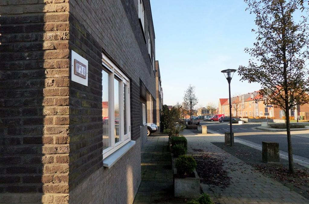 Hawkinsstraat 36 7207 RM Zutphen Inleiding Ademruime helft van stadsdubbel Wonen jullie graag in de buurt van alle moderne voorzieningen zonder het gevoel te hebben ingeblikt te leven?