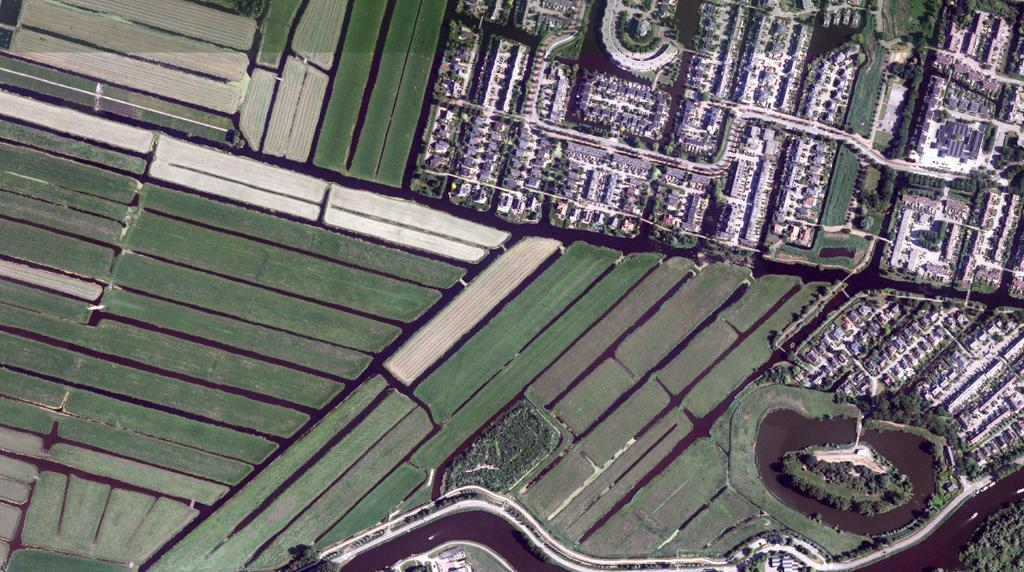 Huidig watersysteem Uithoornse Polder Veel open